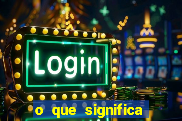 o que significa quando a luz acende sozinha
