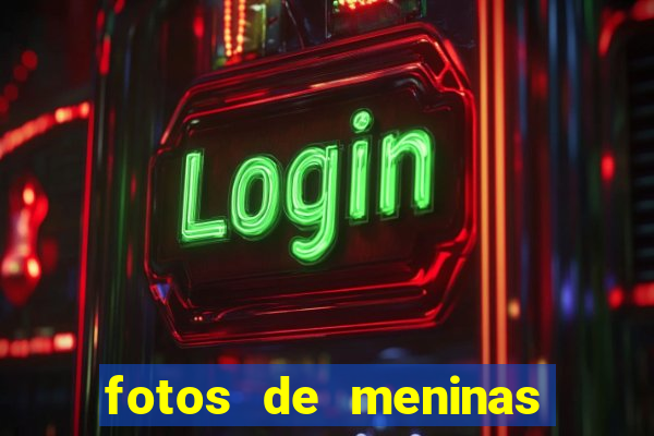 fotos de meninas cacheadas no espelho