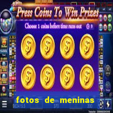 fotos de meninas cacheadas no espelho